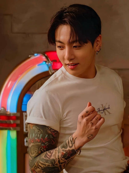 JUNG KOOK x CK MONOLOGO TEE